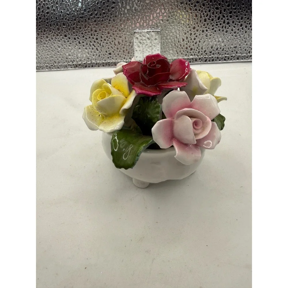 Aynsley England Mixed Roses June Fine Bone China Hand-Painted Floral Display‎